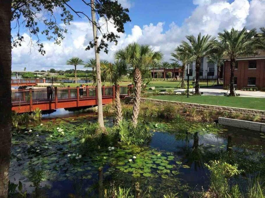 Chic Bungalow Apartment Steps From Armature Works & Downtown Riverwalk Tampa Luaran gambar